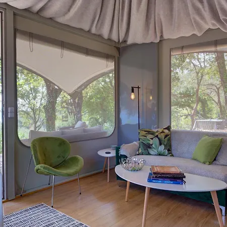 Amavi Luxury Tent Corfu * Víngla